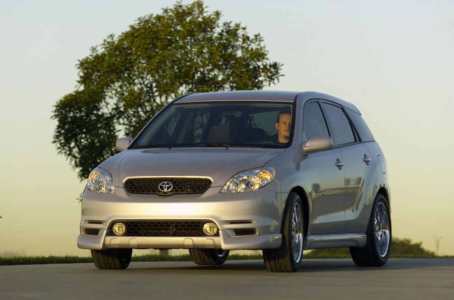  Toyota Corolla Matrix Concept (E130) 2001 года  (фото 20 из 34)